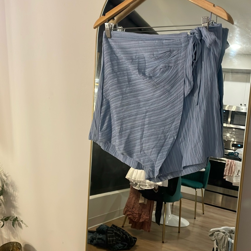 Amazon skort only worn once size large